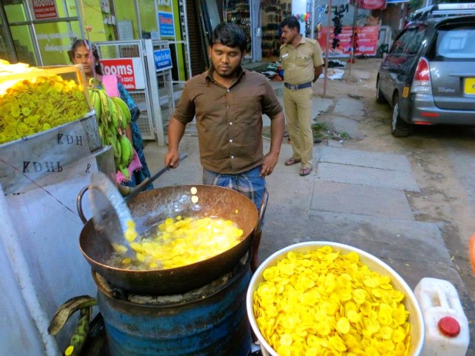 625509_10152702031375182_276733812_n