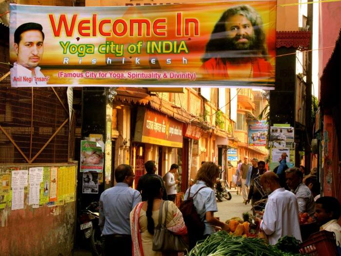 rishikesh street during yoga fest