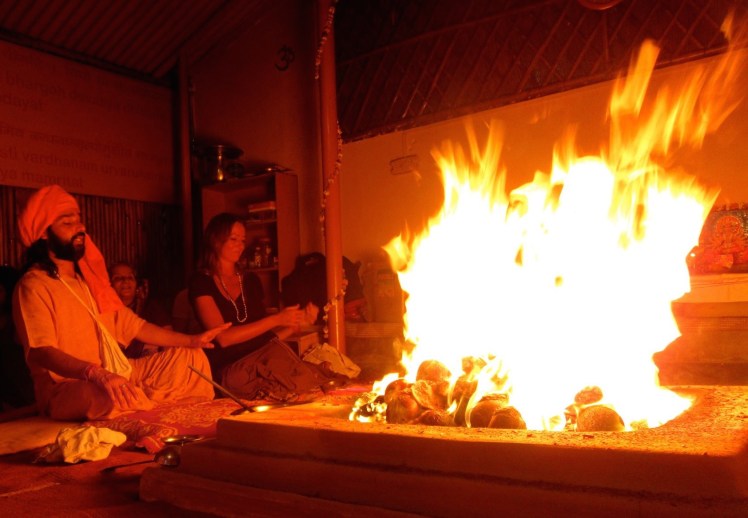 akhand prakash ashram havan 1