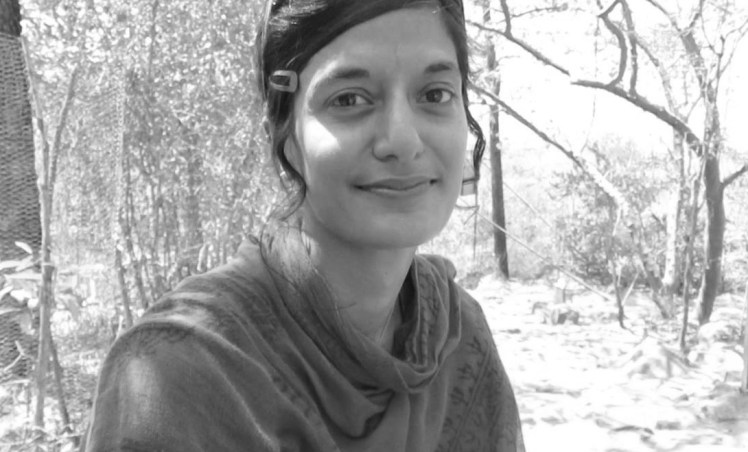 thumb_me close up on arunachala_1024